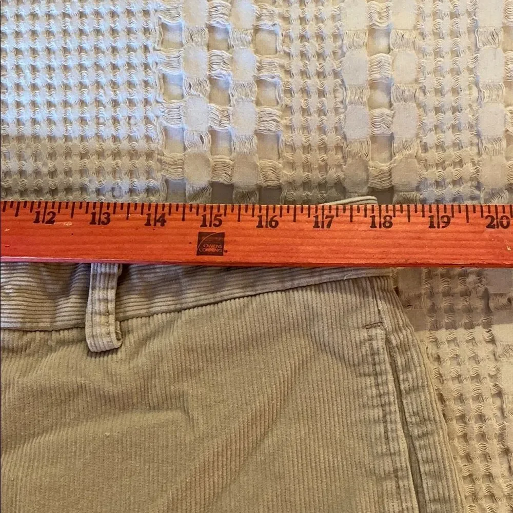 Dockers Men’s Corduroy Pants Size 36X32‎ Cream Tan Casual Work  Wear Slacks